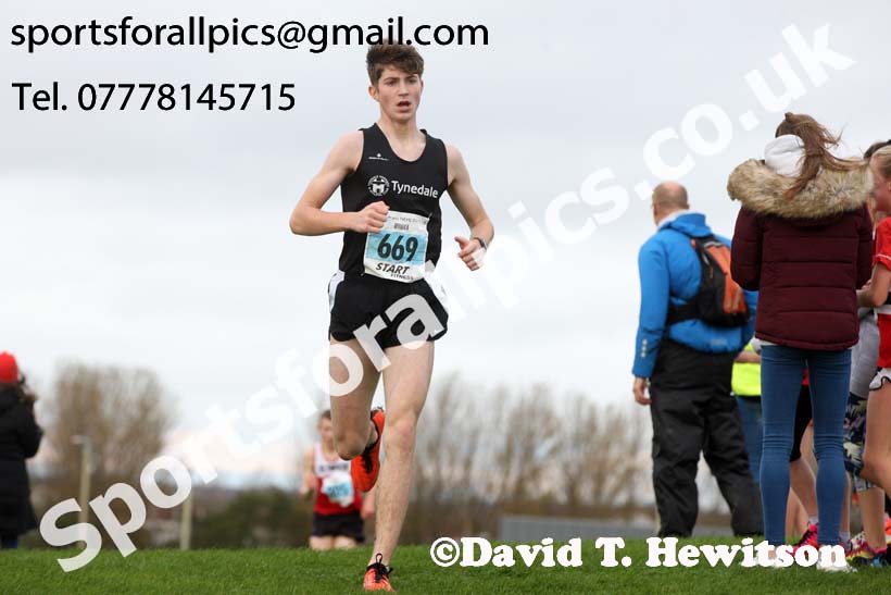 Boys under-15s, Sherman Cup and Davison Shield, Temple Park, South Shields. Photo:  David T. Hewitson/Sports for All Pics
